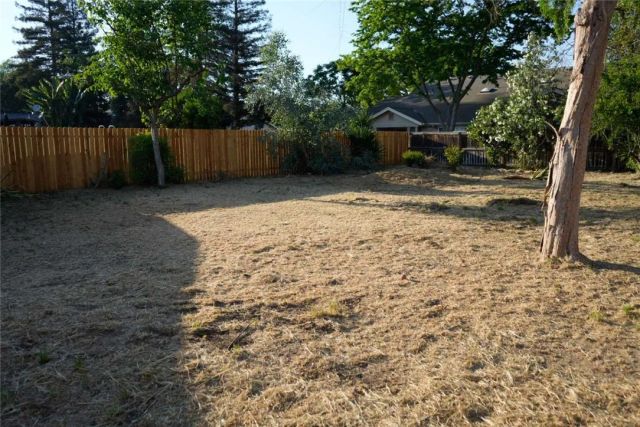 2214 Fordham Avenue, Clovis, CA 93611