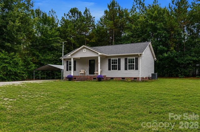 102 Twin Brook Lane, Pageland, SC 29728