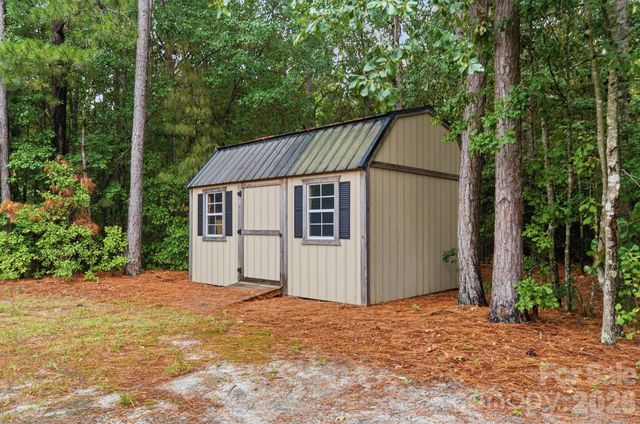 102 Twin Brook Lane, Pageland, SC 29728