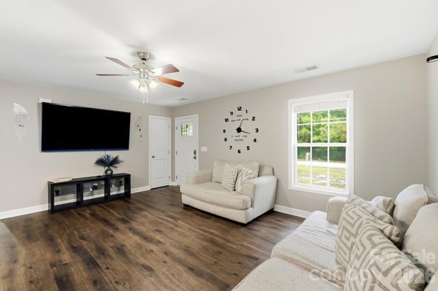 102 Twin Brook Lane, Pageland, SC 29728