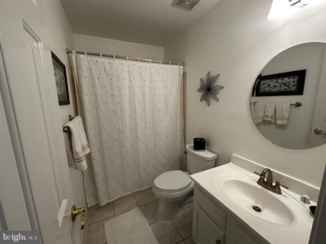 8229 BELL LN, Vienna, VA 22182