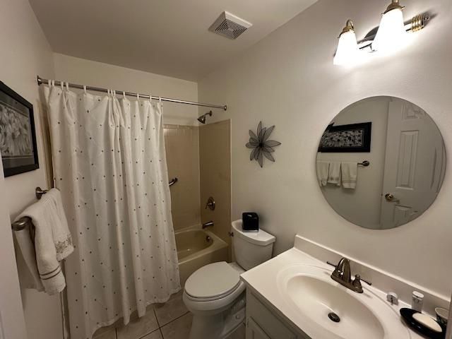 8229 BELL LN, Vienna, VA 22182