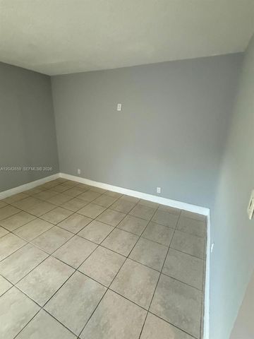 6595 Boulevard Of Champions 6595 6595, North Lauderdale, FL 33068