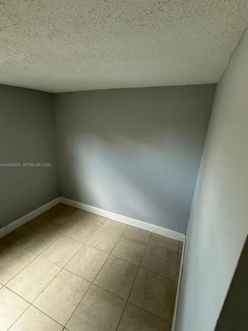 6595 Boulevard Of Champions 6595 6595, North Lauderdale, FL 33068