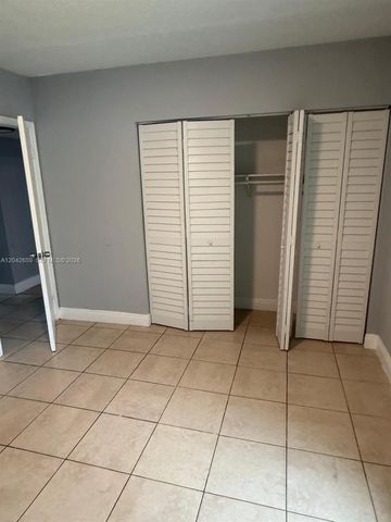 6595 Boulevard Of Champions 6595 6595, North Lauderdale, FL 33068