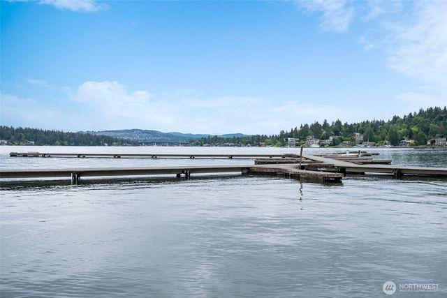 73 XX SE 38th Street, Mercer Island, WA 98040