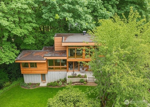 73 XX SE 38th Street, Mercer Island, WA 98040