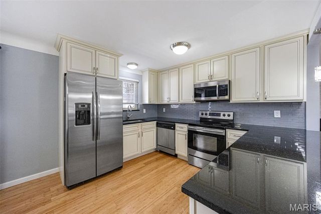 767 Paschal Drive, Mehlville, MO 63125