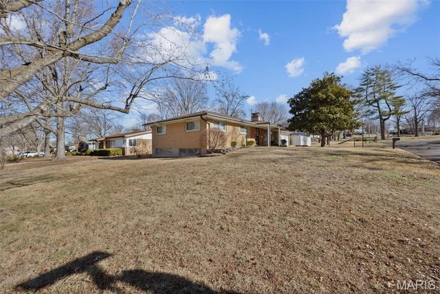 767 Paschal Drive, Mehlville, MO 63125
