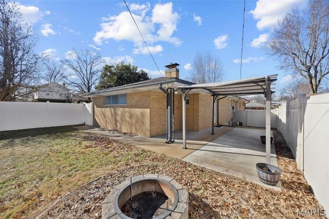 767 Paschal Drive, Mehlville, MO 63125