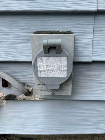 193 W Lafayette Street, Romeo, MI 48065