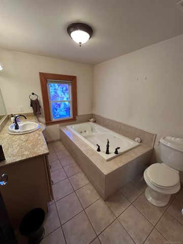 193 W Lafayette Street, Romeo, MI 48065