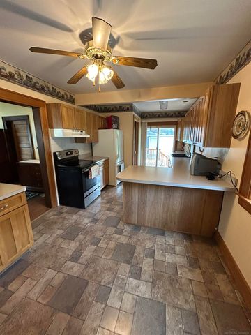 193 W Lafayette Street, Romeo, MI 48065