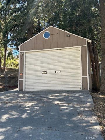 29145 Hook Creek, Cedar Glen, CA 92321