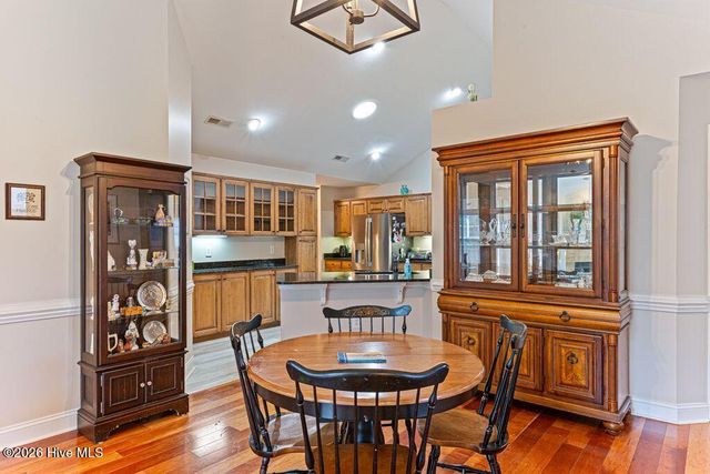 103 W Chelsea Court, Southern Pines, NC 28387