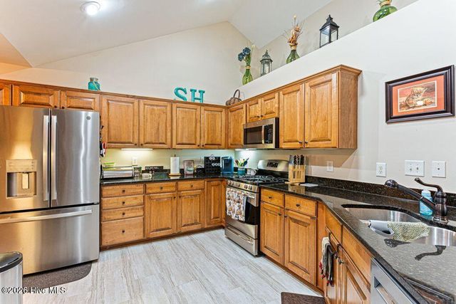 103 W Chelsea Court, Southern Pines, NC 28387