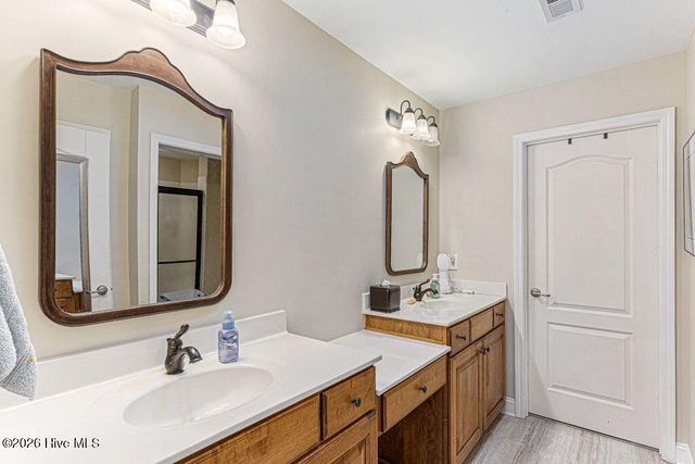 103 W Chelsea Court, Southern Pines, NC 28387