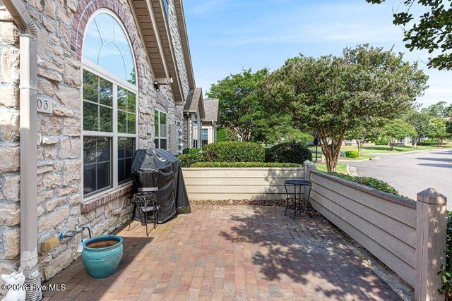 103 W Chelsea Court, Southern Pines, NC 28387