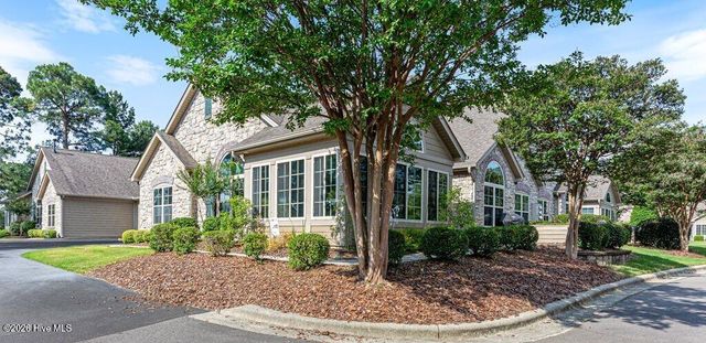 103 W Chelsea Court, Southern Pines, NC 28387