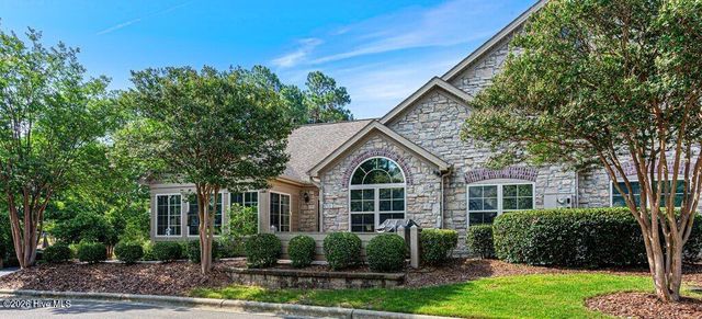 103 W Chelsea Court, Southern Pines, NC 28387