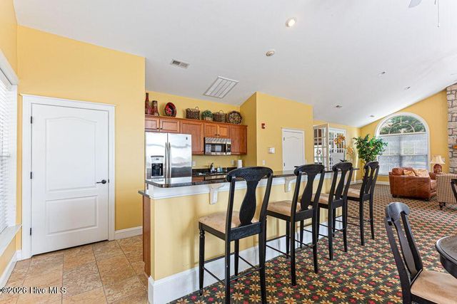 103 W Chelsea Court, Southern Pines, NC 28387
