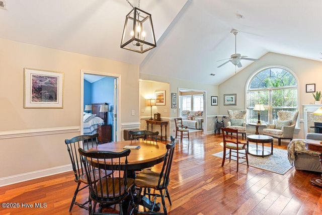 103 W Chelsea Court, Southern Pines, NC 28387