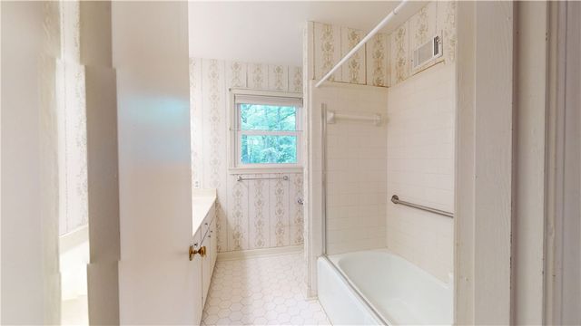 105 E Brookwood Drive, Clemson, SC 29631