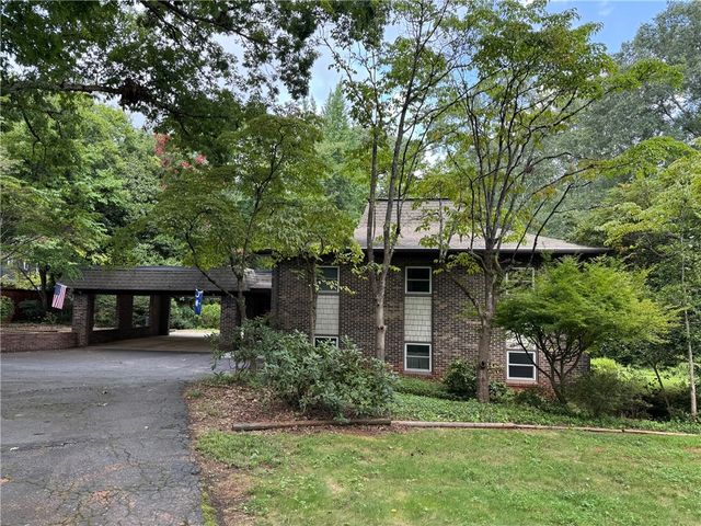 105 E Brookwood Drive, Clemson, SC 29631