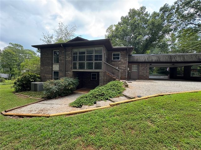 105 E Brookwood Drive, Clemson, SC 29631