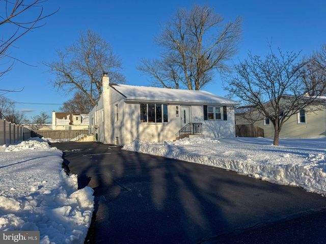 455 JEFFERSON AVE, Langhorne, PA 19047