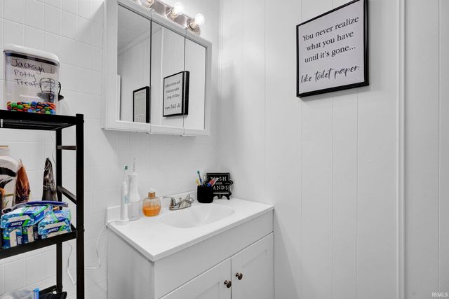 624 15th Street, Bedford, IN 47421