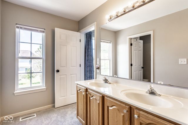 6299 Turnbridge Drive, Avon, IN 46123