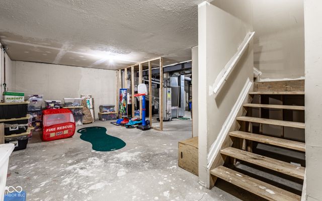 6299 Turnbridge Drive, Avon, IN 46123