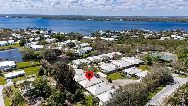 2134 NW Tilia Trail, Stuart, FL 34994