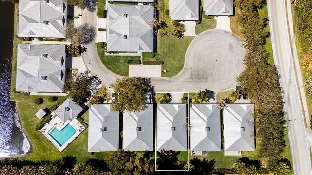 2134 NW Tilia Trail, Stuart, FL 34994