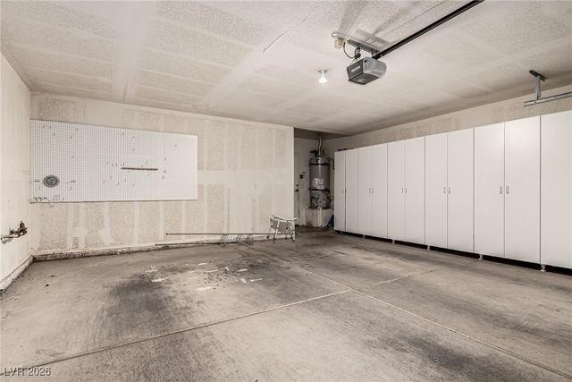 8797 Seal Rock Court, Las Vegas, NV 89147