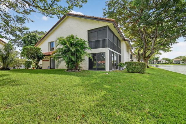 10631 Ocean Palm Way 202, Boynton Beach, FL 33437