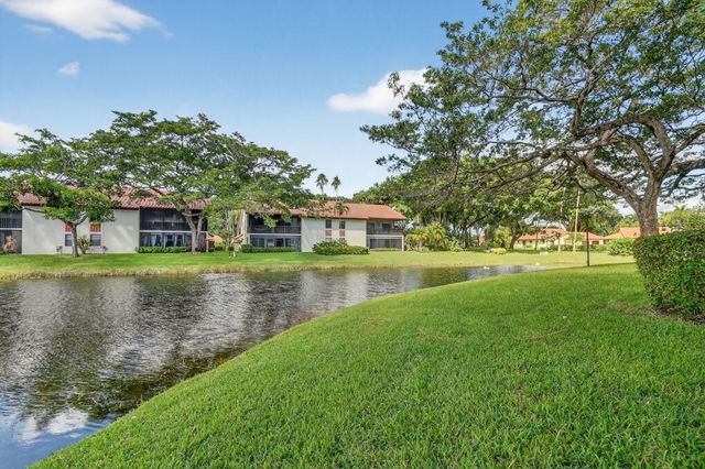 10631 Ocean Palm Way 202, Boynton Beach, FL 33437
