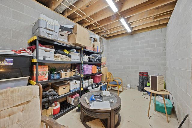 180 STROBBE LN, Counce, TN 38326