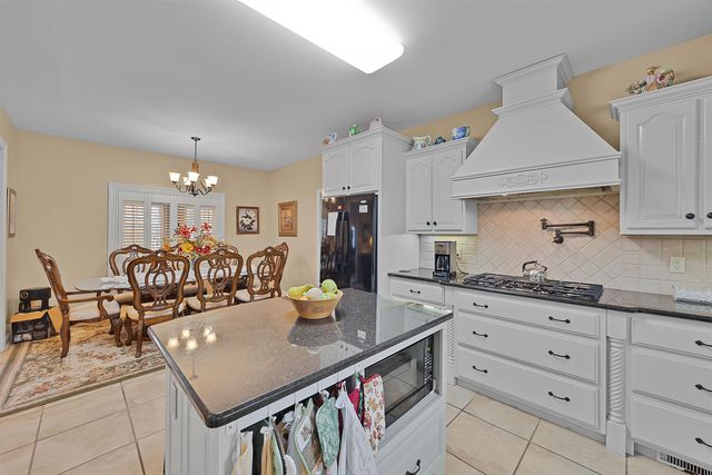 180 STROBBE LN, Counce, TN 38326