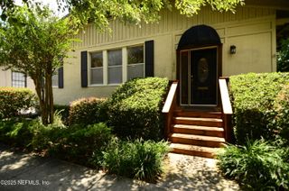 1900 FARRAGUT Place, Jacksonville, FL 32207