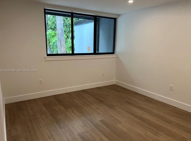 16349 Ravenwood Pl 16349, Miami Lakes, FL 33014
