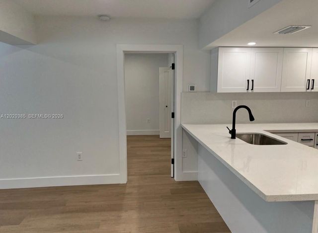 16349 Ravenwood Pl 16349, Miami Lakes, FL 33014