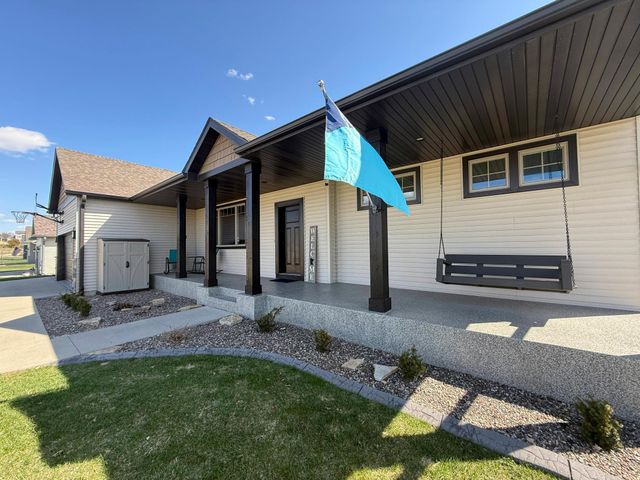 3927 Stone Point Drive NE, Rochester, MN 55906