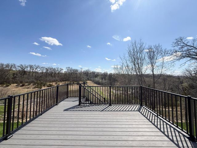 3927 Stone Point Drive NE, Rochester, MN 55906