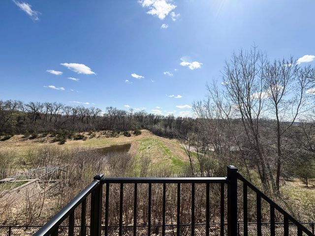 3927 Stone Point Drive NE, Rochester, MN 55906