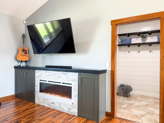 3927 Stone Point Drive NE, Rochester, MN 55906