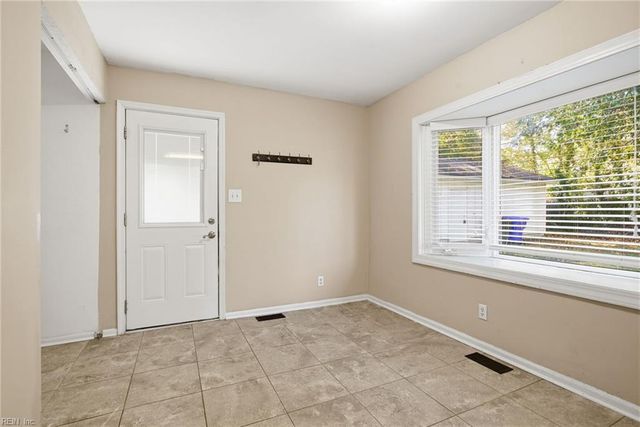 1446 Chancellor CT, Suffolk, VA 23434