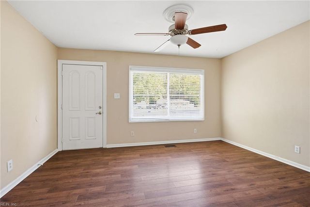 1446 Chancellor CT, Suffolk, VA 23434