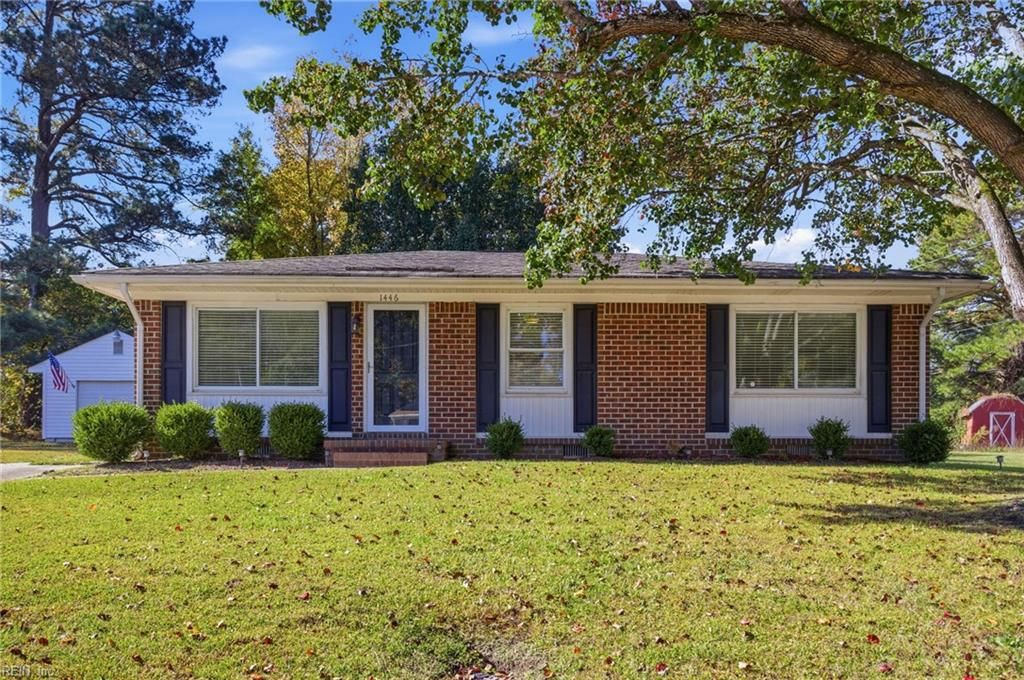 1446 Chancellor CT, Suffolk, VA 23434